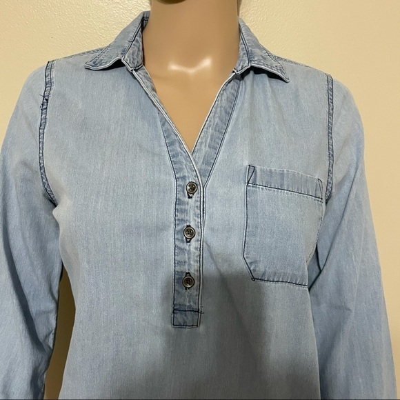 Old Navy Denim Shirt Size XSmall - Picture 6 of 8